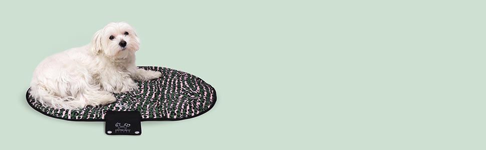 Килимок для собак United Pets Lazy Dog Mat - портативне лежання для собак, складний, для ресторану та подорожей, легкий, чорний/зелений, розмір L 67 x 45 x 1 см