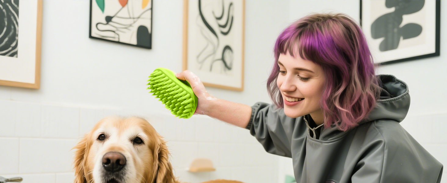 Грумінг-щітка PETCUTE для котів та собак: масажна, миюча, неслизька, рожева