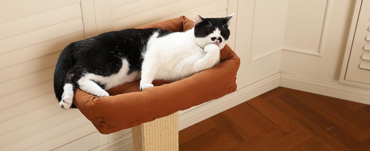 Високий котячий будиночок FUKUMARU з платформою 46x36 см, з натурального сизалю та масивного дерева. XL