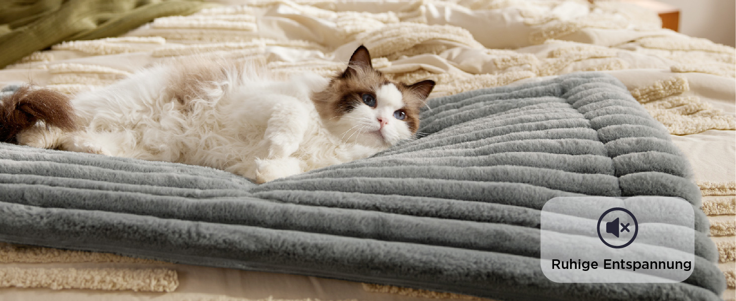 Тепла самонагрівальна підстилка для котів та собак BEDSURE - 76x50 см. Зручна, миюча, з антиковзаючою основою. Підійде для кліток та лежанок.