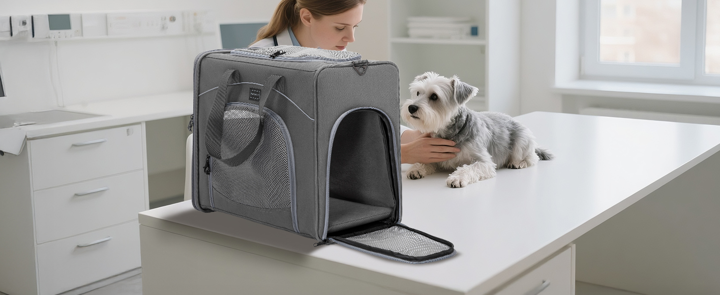 Транспортна сумка для собак та котів Petsfit 55x40x23 - переноска для тварин в літак, авто, поїзд (сірий)