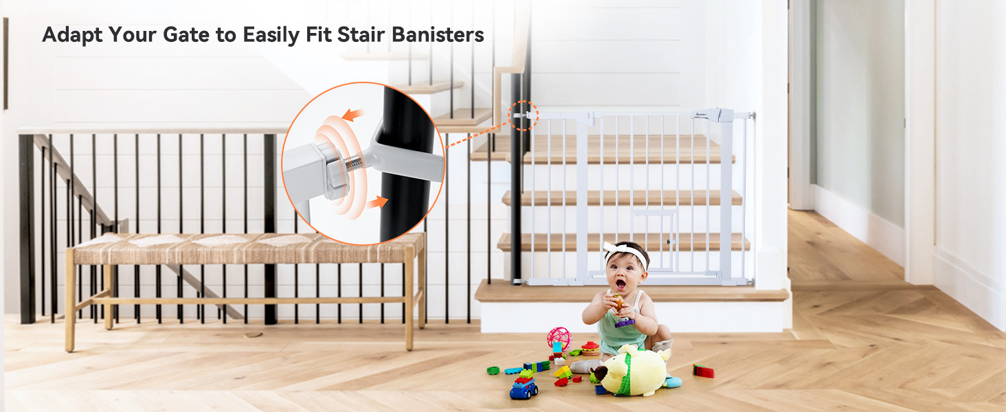 Захист для дверей COMOMY з дверцятами для котів, 75-103 см. Захист для собак та котів без свердління, автоматичне закриття, розширюваний, білий