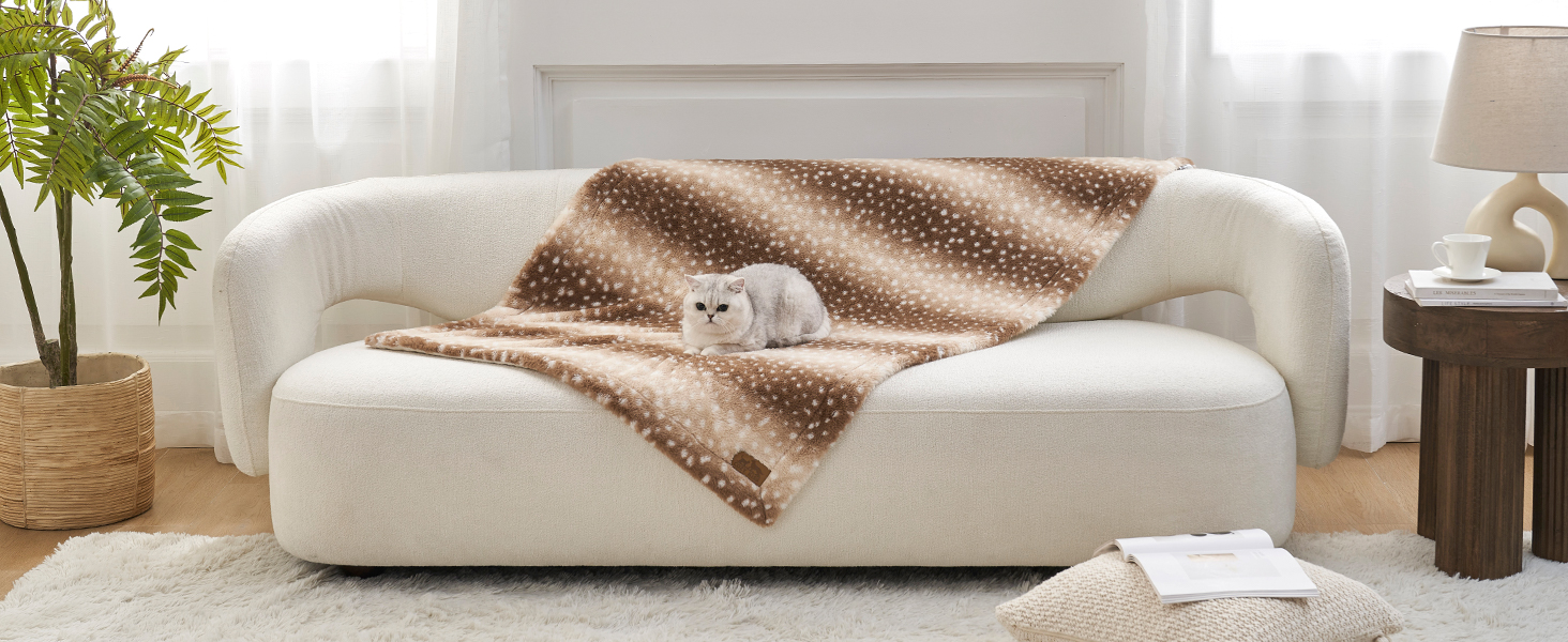 Водонепроникний коврик для тварин, штучне хутро, 75x100 см, коричневий, з принтом оленя