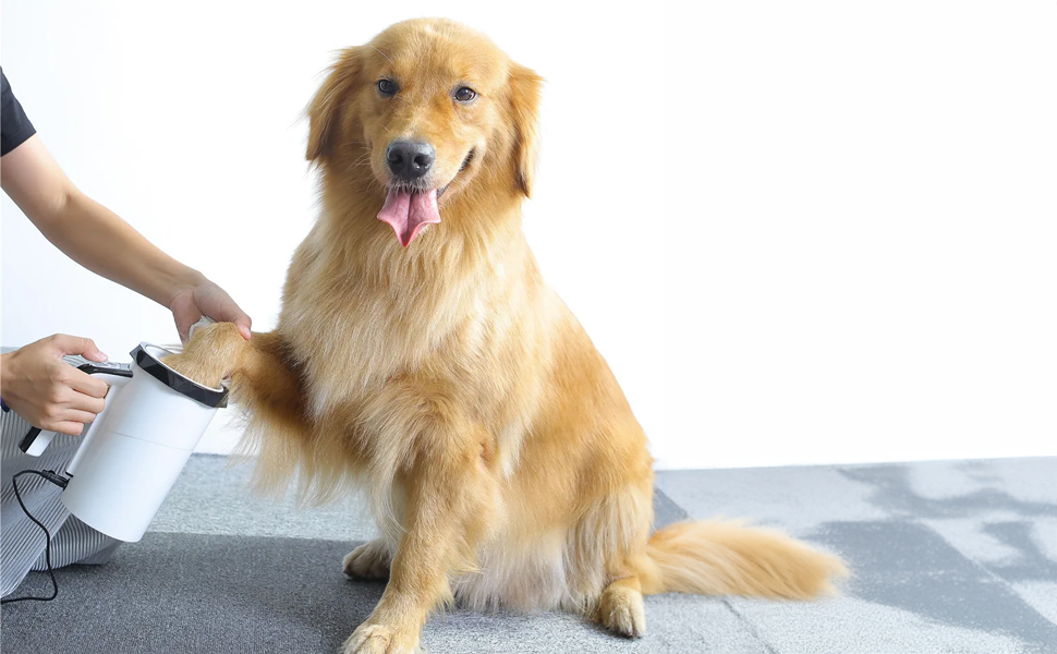 Автоматичний мийка лап для собак, перезаряджувана, багатофункціональна, силіконові щетинки, портативна (білий/синій)