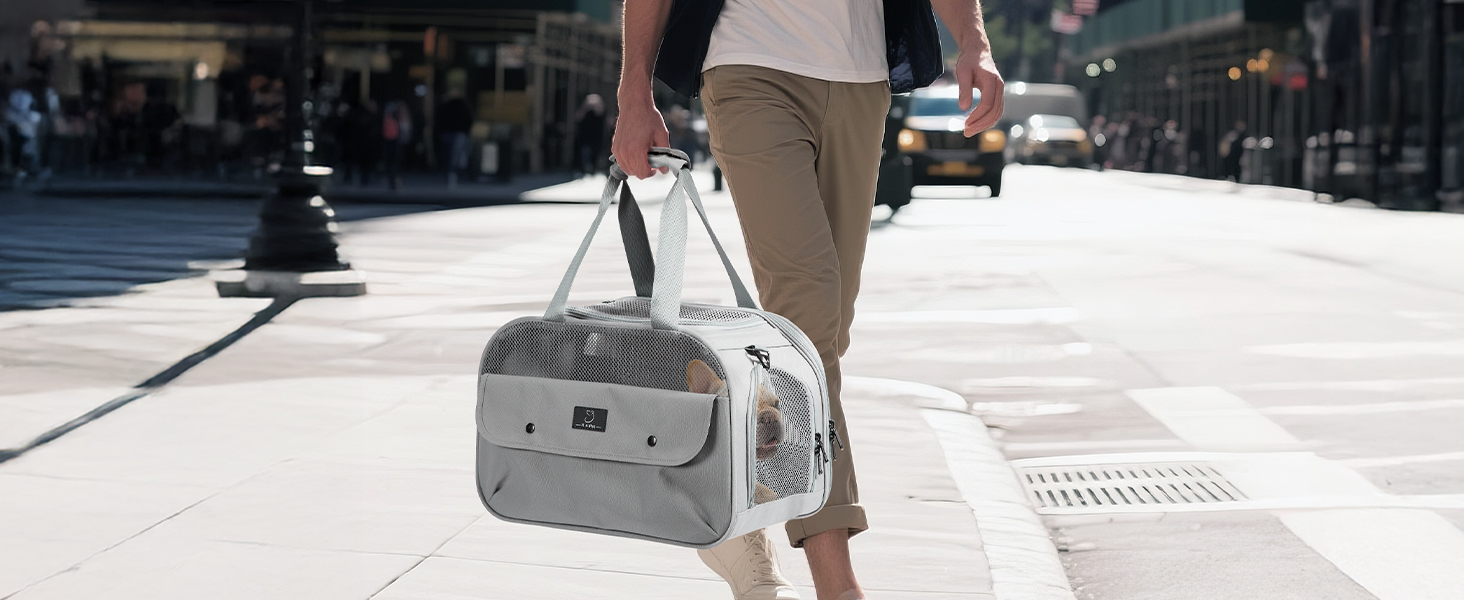 Транспортний бокс для котів та собак, сірий. Підходить для авіаперельотів та авто. Легкий, з безпечними пряжками та сіткою. Також використовується як сумка для зберігання.