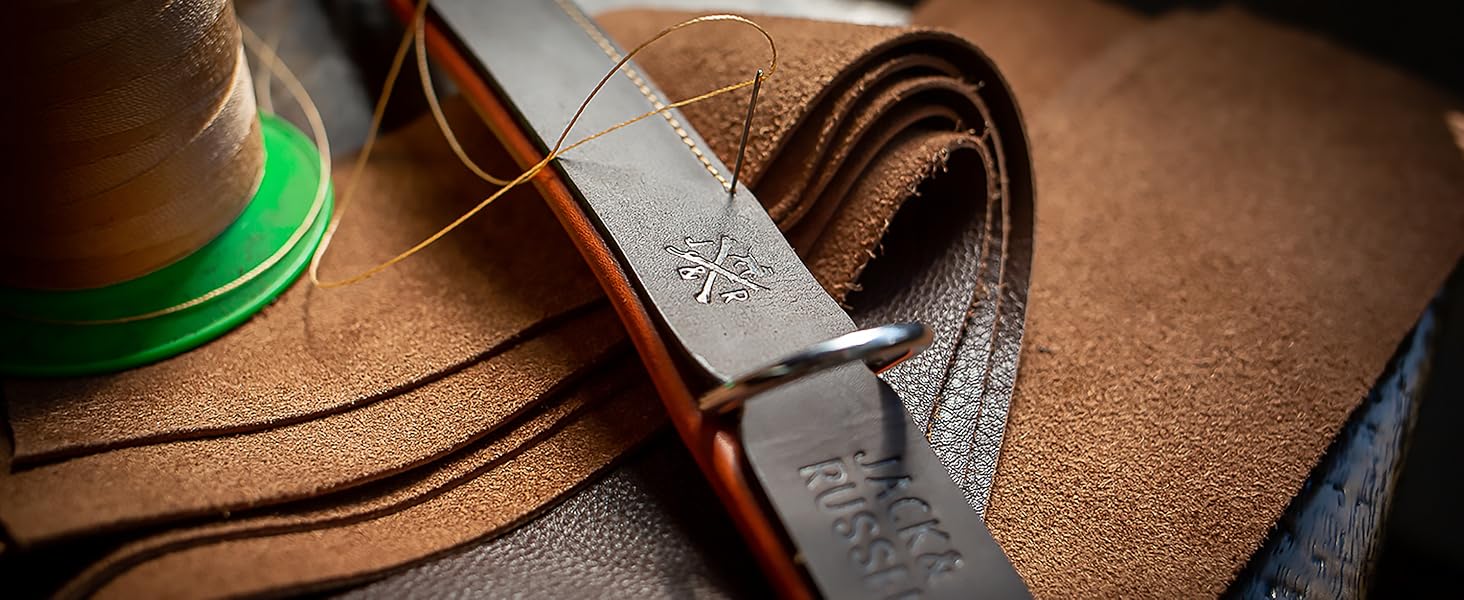 Стильний шкіряний нашийник для собак Джек Рассел від Abey: нашийник з буйволячої шкіри, вишуканий дизайн з різьбленням, м'яка підкладка (S, 26-34 см)