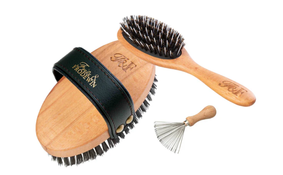 Набір щіток для собак Fritz & Frodewin 'Довга шерсть' | Преміум набір для догляду за шерстю собак | Щітки для вичісування | Для щоденного догляду | З сертифікованого дерева FSC | Безкоштовний засіб для чищення щіток | 100% Made in Germany