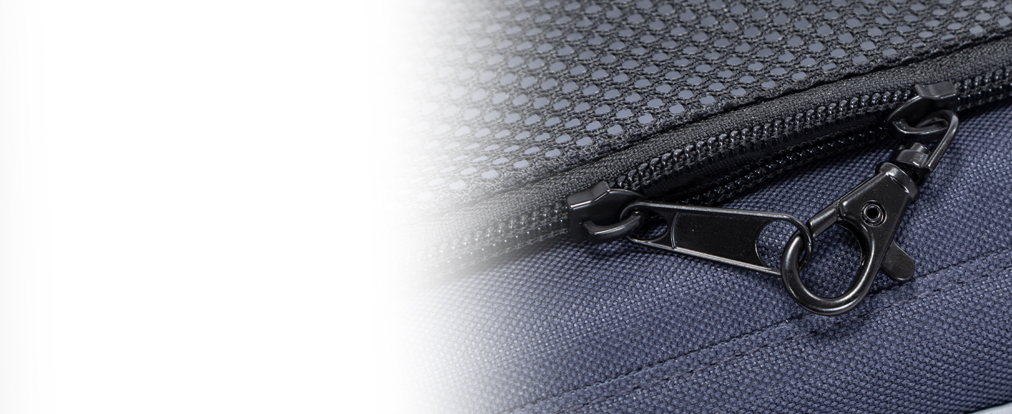 Транспортна переноска для собак та котів Petfit, чорна. Ідеальна для подорожей літаком, автомобілем або поїздом. Підходить для маленьких собак та котів.