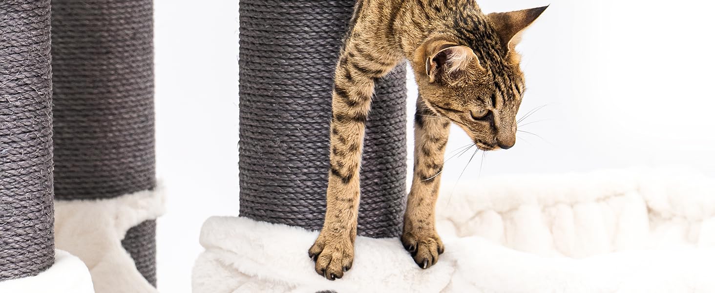 Дряпак для котів Petrebels Skyline XXL, 186 см, для великих котів (Мейн-кун), колір - off-white