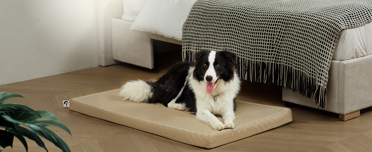 М'яке ортопедичне ліжко для собак середніх порід, коричневе, з антиковзким покриттям, з штучної шкіри, миється, розмір 83 x 55 x 7 см