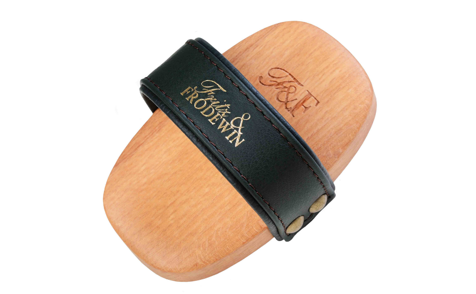 Щітка для собак з довгим волоссям Fritz & Frodewin Pertunia | Преміум-щітка для догляду за шерстю | З натурального дерева та шкіряного ремінця | Зроблено в Німеччині