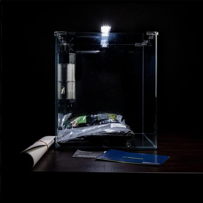 Dennerle Nano Cube Complete — комплектний міні-акваріум 60 л